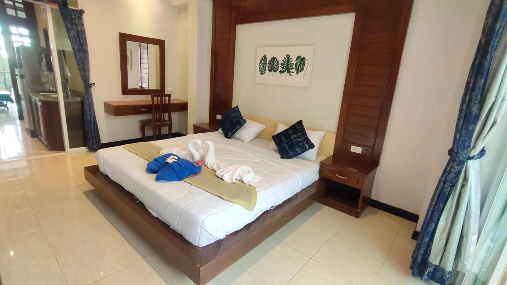 Phadee Apartment Karon Exterior foto